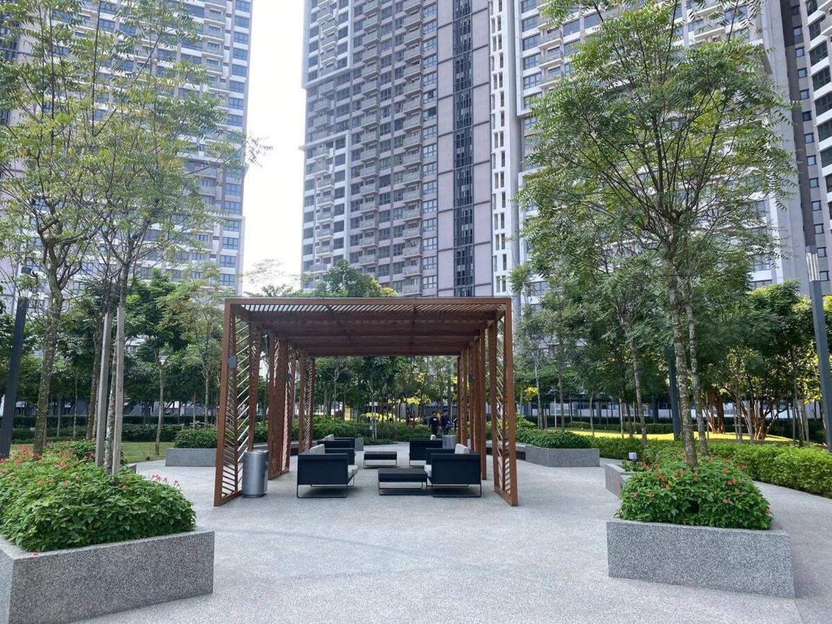 Contemporary 3br Mvertica Near Mrt By Rumabnb Pangsapuri *